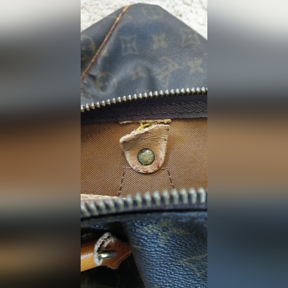 Louis Vuitton Handbag Code SP 8942~ Damaged/ Stained - Picture 6 of 12